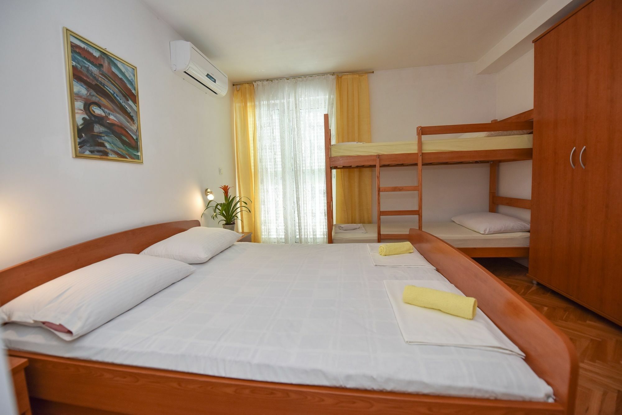 Royal Rooms Новаля Екстер'єр фото